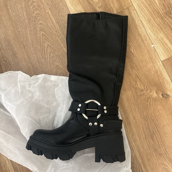 Fashion Nova Black Over the Knee Buckle Boots - Picture 2 of 3